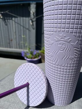 Starbucks Lavender Grid Cold Cup 24 oz Venti Tumbler With Straw - collectable
